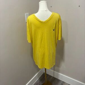Polo Ralph Lauren VNeck Shirt.‎ Closet J128